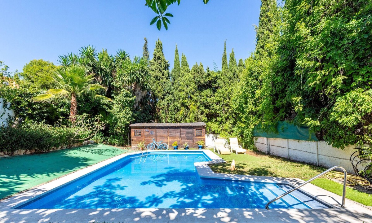 Malaga-Este Villa | Villa "La Bicicleta Azul" with Pool and Wi-Fi