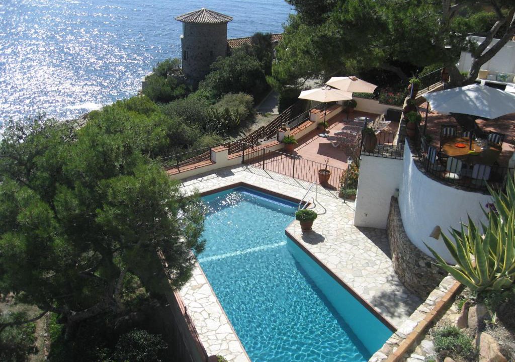 Llafranc Villa | Villa Transatlantique en première ligne de mer dite Villa Esmeralda