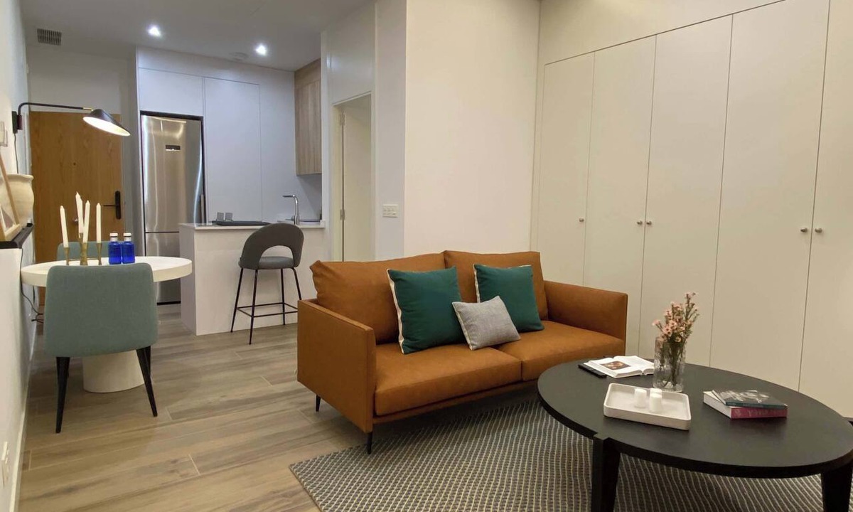 Malasana Apartment | w* | Trendy & Bright 1BR Stay in Chueca