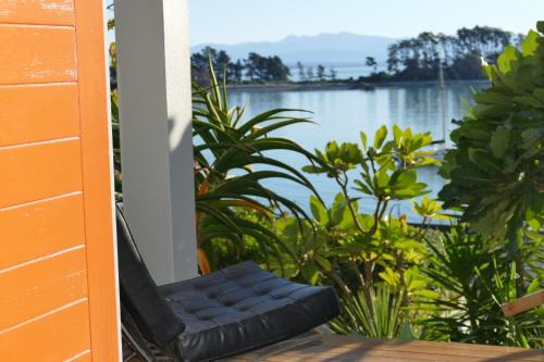 Stepneyville House | Waterfront Bliss