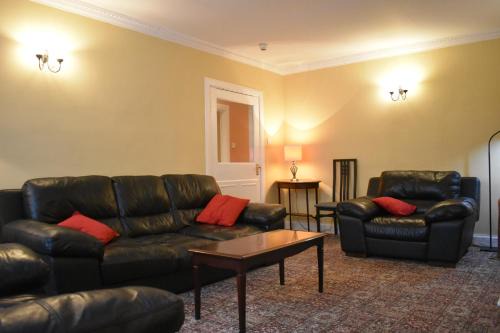 West End Apartment | West End Apartment