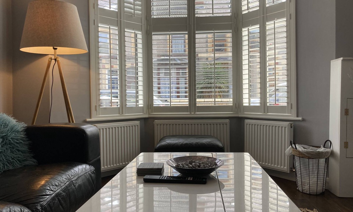 West Kirby Cottage | West Kirby Town House near beach, restaurants etc