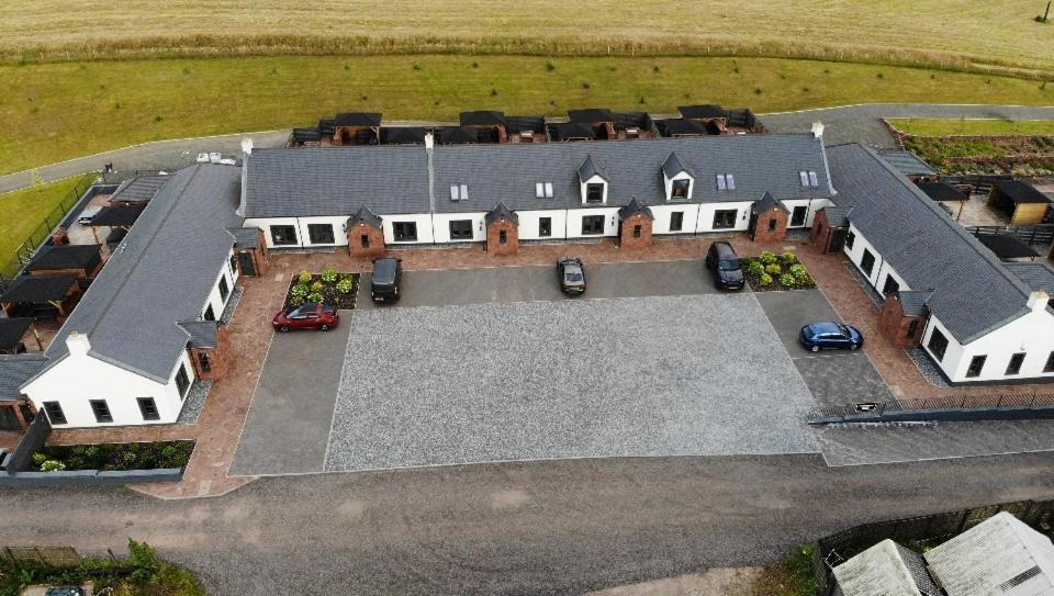 Alexandria House | Westertonhill Lodge 3 with Hot Tub Option