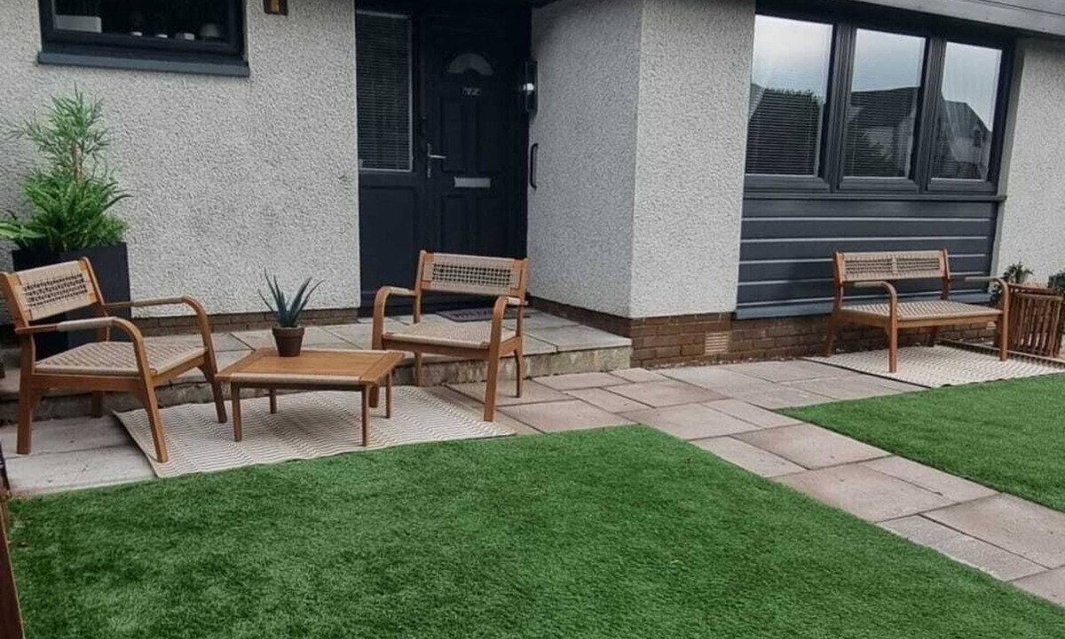 Bathgate House | Willow Croft - Your wee home in the heart of Scotland.