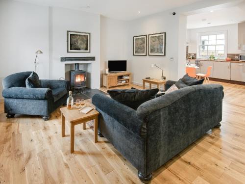Gatehouse-of-Fleet House | Willow