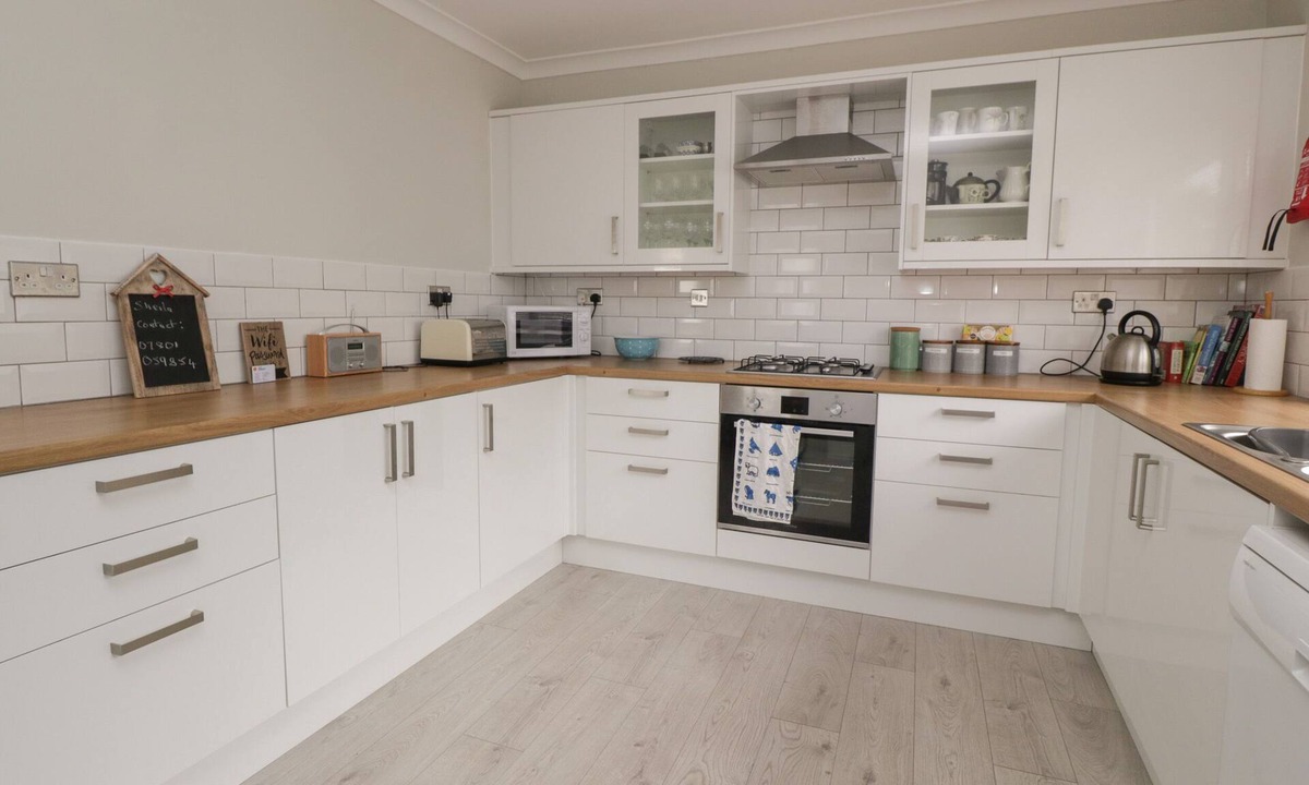 Ayr Cottage | Willowbank