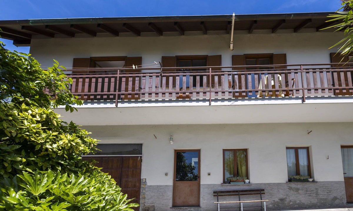 Pallanza House | Wonderful private villa for 4 guests with WIFI, TV and balcony