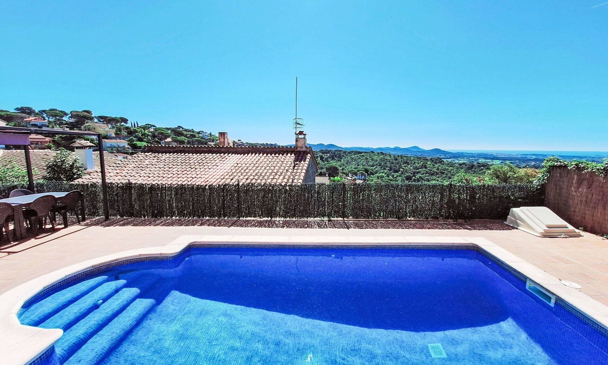 El Mas Mora House | Wonderful private villa for 6 guests with private pool, WIFI, TV and terrace