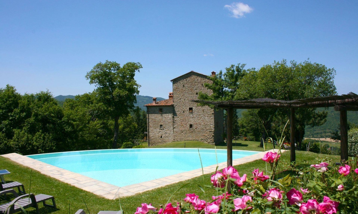 Pieve di Chio Villa | Wonderful private villa for 16 people with private pool, WIFI and TV