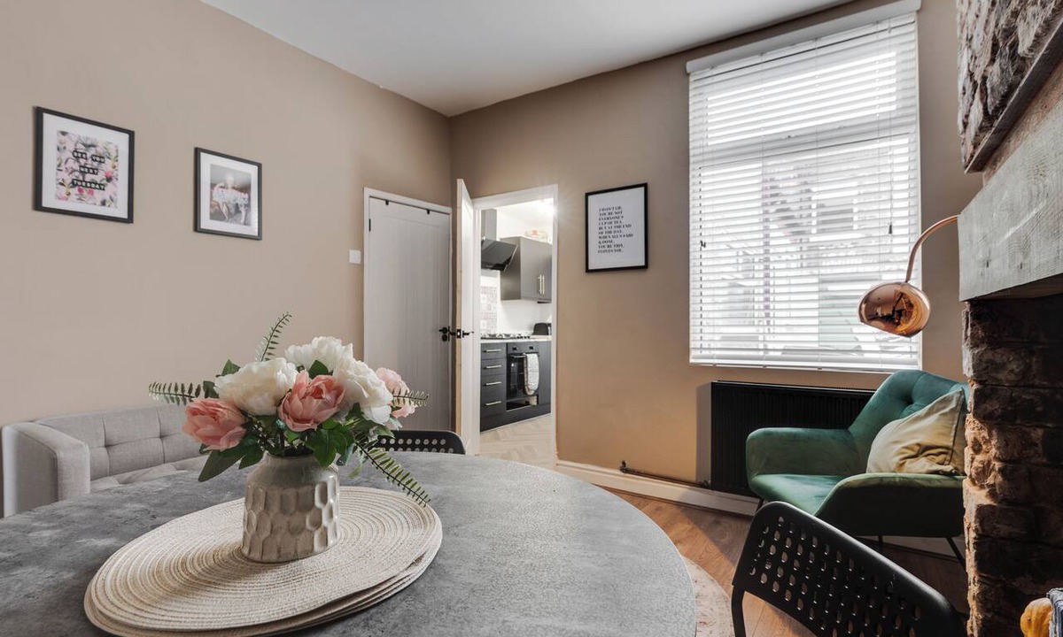 Liverpool House | Work & Unwind | Free Parking | Near Sefton Park