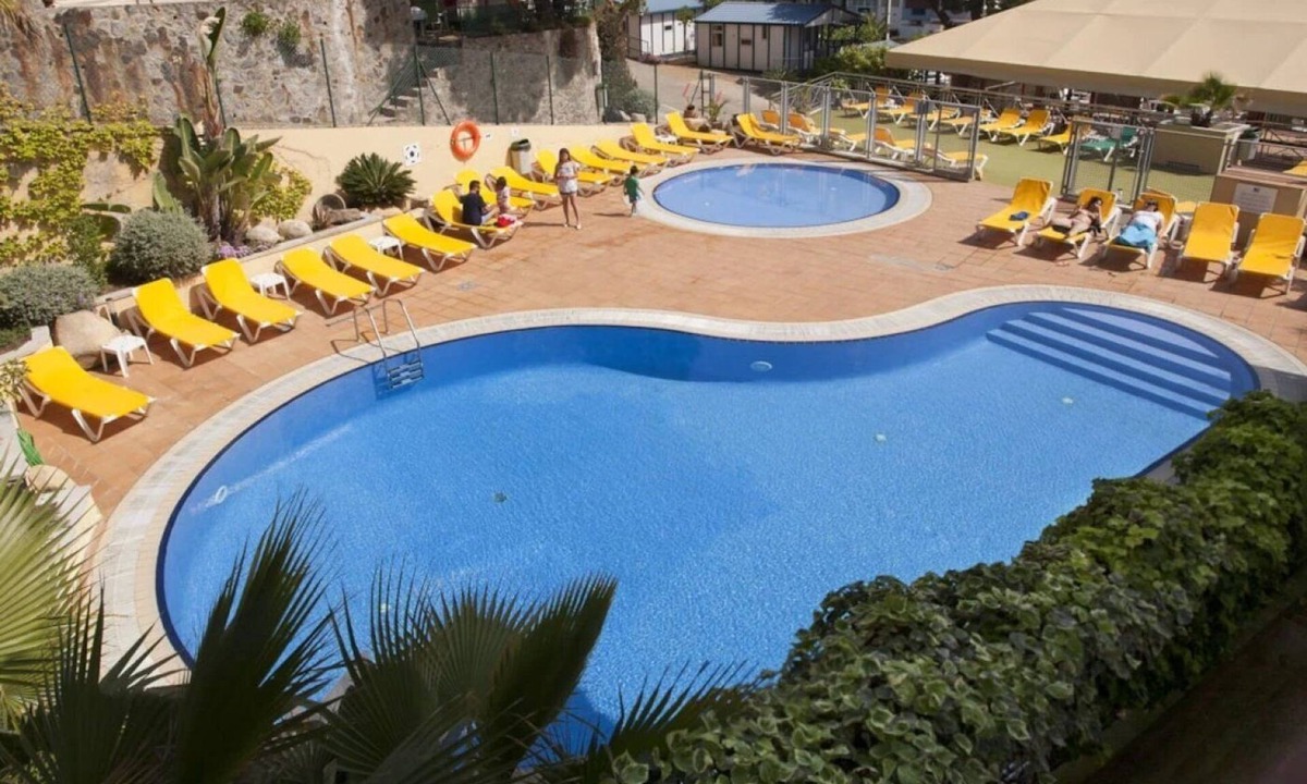 Calella House | ZEcamping 3 étoiles familial piscine 200m plage locatif TV BBQ clim