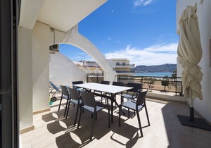 65 m² Apartment ∙ 2 bedrooms ∙ 6 guests
