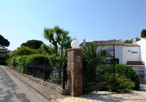 90 m² Apartment ∙ 3 bedrooms ∙ 6 guests