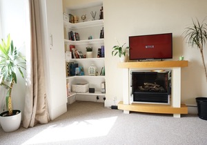Comfortable Central West End Suite