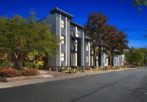 Modern 2BR - In The Heart of Downtown Ottawa