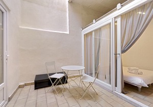 Modern flat with terrace at the heart of Montpellier - Welkeys