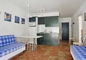 One-Bedroom Apartment located 50m from the beach of Canyelles Petites, Roses