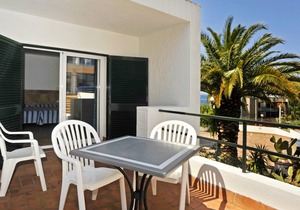 One-Bedroom Apartment located 50m from the beach of Canyelles Petites, Roses