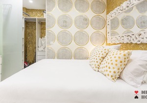 Puerta de America III apartment in Madrid