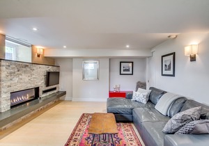 Stylish Riverdale 1-Bedroom Facing Withrow Park- $1875/mo, 5-month minimum