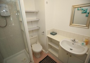 Wallace Apartment
