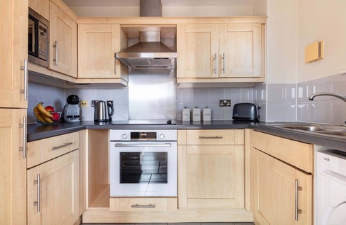 Tower Hill Apartment | Cozy 1BR Near Tower Bridge - St Paul's Cathedral