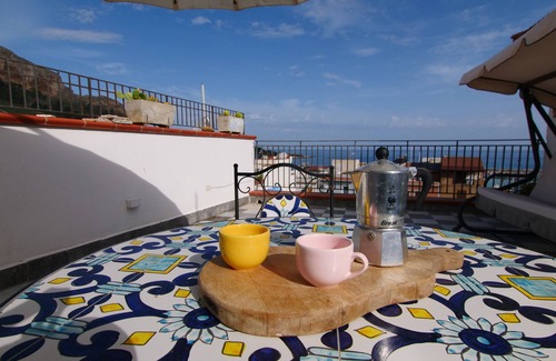 Sferracavallo Apartment | The annexe with terrace overlooking the gulf of Sferracavallo