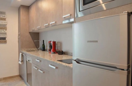 Roses Town Center Apartment | 1.2 NEW in center ROSES with WI-FI, AC and TV sat at 60 m MAR