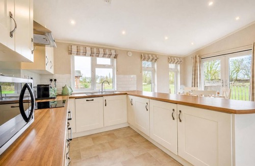 Diss Ski Chalet | 1 Bed in Athelington (oc-r35078)