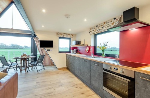 Abbess Roding RV Rental | 1 Bed in Bethersden (oc-w36923)