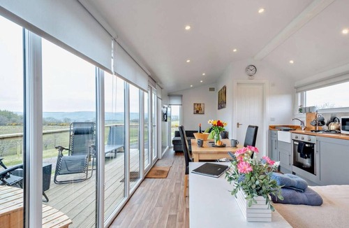 Dalry Ski Chalet | 1 Bed in Dalry (oc-91418)