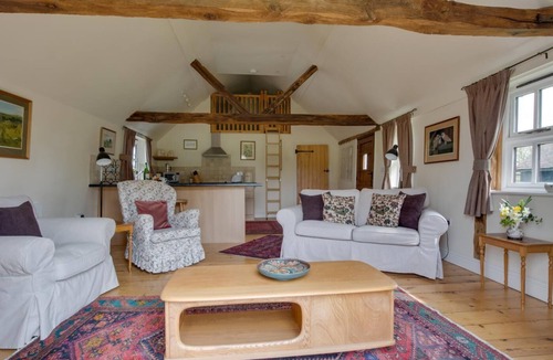 Abbess Roding Cottage | 1 Bed in Frittenden (oc-cb564)