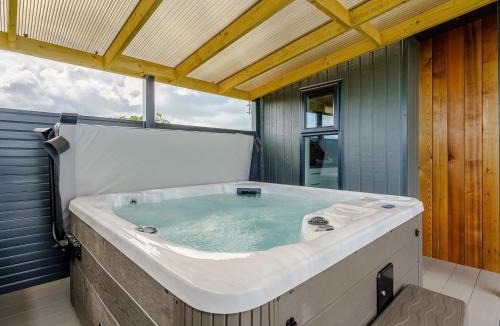Girvan Cabin | 1 Bed in Girvan oc-78072
