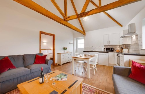 Hethel Cottage | 1 Bed in Quidenham (oc-2232)