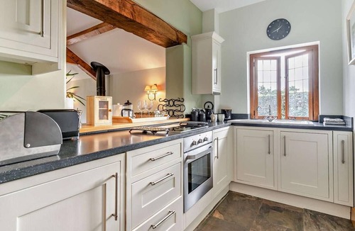 Llanvair Kilgeddin House | 1 Bed in Usk- (oc-bn197)