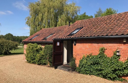 Woodbridge Cottage | 1 Bed in Woodbridge (oc-stabu)