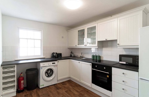 Whitehaven Apartment | 1 BED Whitehaven Apartment Overlooking Harbour