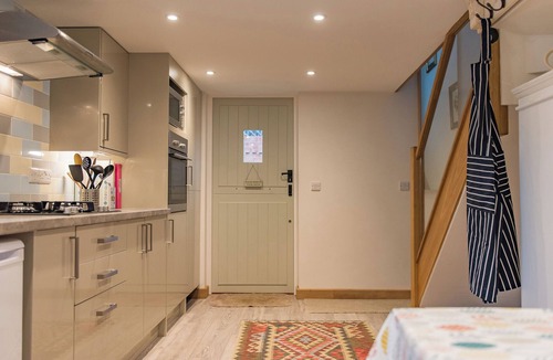 Abbess Roding Cottage | 1 bedroom accommodation in Biddenden, near Ashford