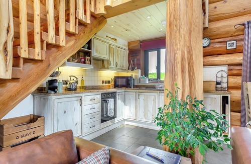 Glen Urquhart Apartment | 1 bedroom accommodation in Beauly, near Drumnadrochit