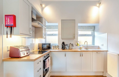 Cottingham Cottage | 1 bedroom accommodation in Low Hunsley, Cottingham