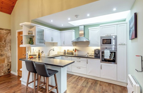 Scaniport Cottage | 1 bedroom accommodation in Scaniport, near Inverness