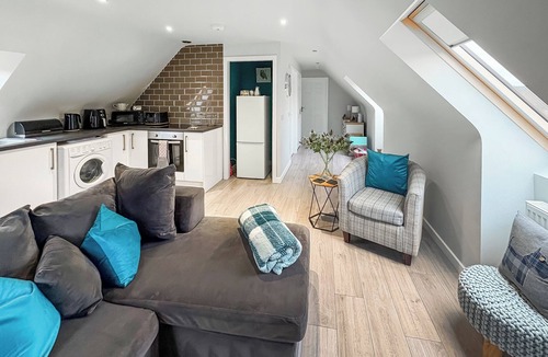 Bathgate Cottage | 1 bedroom accommodation in Blackridge, near Edinburgh