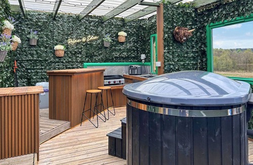 Glasgow Cottage | 1 bedroom accommodation in Glasgow