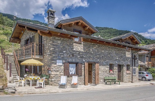 Sarre Apartment | 1 bedroom accommodation in Sarre AO