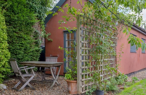 Diss House | 1 bedroom accommodation in Burgate, near Diss