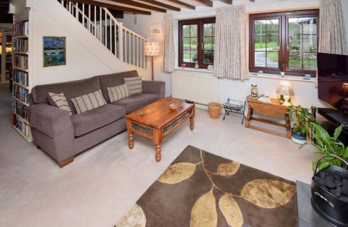 Milburn House | 1 Stag Inn Cottages