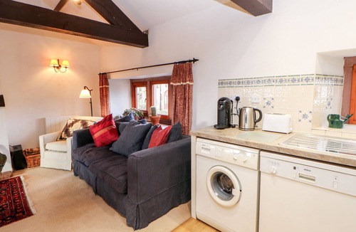 Penrith Cottage | 1 YEW TREE COTTAGES, pet friendly, with open fire in Langwathby