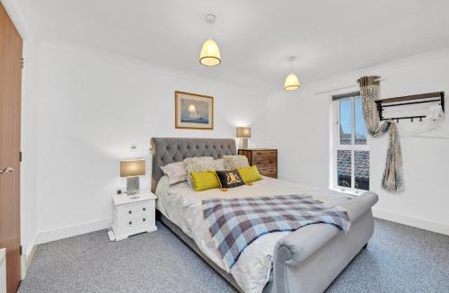 Bury St Edmunds House | 10 St Edmundsbury Mews