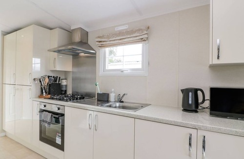 Cove Cabin | 11 Mansion View, Kilcreggan