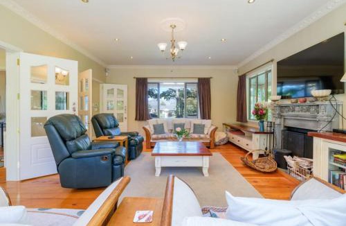 Hanmer Springs House | 133 Rippingale Road - Peaceful Retreat - Spa Pool & Stunning Gardens!